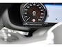 Volvo V60 T6 AUT8 310PK Inscription, Standkachel | Adaptieve Cruise Control met Pilot Assist | BLIS Dodehoekdetectie | 19 inch lichtmetalen velgen | Trekhaak, semi elektrisch inklapbaar | Park Assist voor & achter met camera |