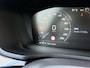Volvo V60 T6 AUT8 310PK Inscription, Standkachel | Adaptieve Cruise Control met Pilot Assist | BLIS Dodehoekdetectie | 19 inch lichtmetalen velgen | Trekhaak, semi elektrisch inklapbaar | Park Assist voor & achter met camera |