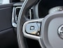 Volvo V60 T6 AUT8 310PK Inscription, Standkachel | Adaptieve Cruise Control met Pilot Assist | BLIS Dodehoekdetectie | 19 inch lichtmetalen velgen | Trekhaak, semi elektrisch inklapbaar | Park Assist voor & achter met camera |