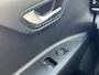 Kia Stonic 1.0 T-GDi MHEV DynamicLine | Trekhaak | LED | Navigatie | Climate Control | Apple Carplay/Android Auto | All seasonbanden