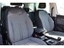 SEAT Ateca 1.5 TSI Style Business Trekhaak/Apple carplay/Parkeer assistent/Cruise control/Navigatie/Digitale teller/Climate control/DAB/Lage km stand!