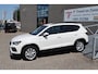 SEAT Ateca 1.5 TSI Style Business Trekhaak/Apple carplay/Parkeer assistent/Cruise control/Navigatie/Digitale teller/Climate control/DAB/Lage km stand!