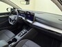 Volkswagen Golf Variant 1.5 eTSI Life Business | Trekhaak | Adaptieve cruise control | Navigatie | Stoel- en stuurwielverwarming | Lane assist | Sfeerverlichting | Carplay |