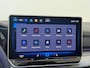 Volkswagen Golf Variant 1.5 eTSI Life Business | Trekhaak | Adaptieve cruise control | Navigatie | Stoel- en stuurwielverwarming | Lane assist | Sfeerverlichting | Carplay |