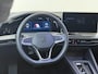 Volkswagen Golf Variant 1.5 eTSI Life Business | Trekhaak | Adaptieve cruise control | Navigatie | Stoel- en stuurwielverwarming | Lane assist | Sfeerverlichting | Carplay |
