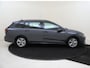 Volkswagen Golf Variant 1.5 eTSI Life Business | Trekhaak | Adaptieve cruise control | Navigatie | Stoel- en stuurwielverwarming | Lane assist | Sfeerverlichting | Carplay |