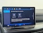 Volkswagen Golf Variant 1.5 eTSI Life Business | Trekhaak | Adaptieve cruise control | Navigatie | Stoel- en stuurwielverwarming | Lane assist | Sfeerverlichting | Carplay |