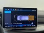 Volkswagen Golf Variant 1.5 eTSI Life Business | Trekhaak | Adaptieve cruise control | Navigatie | Stoel- en stuurwielverwarming | Lane assist | Sfeerverlichting | Carplay |
