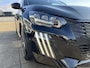 Peugeot 208 1.2 Hybrid 145 e-DCS6 GT Automaat | 360-graden Camera | Adaptive Cruise Control | Navigatie | Drive Assist | 17 Inch Lichtmetalen Velgen