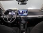 Volkswagen Golf 1.5 eHybrid Life Edition 204 pk Automaat (DSG) | Verlengde garantie | Navigatie via App | Panoramadak | Parkeersensoren (Park assist) | Achteruitrijcamera |