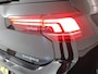 Volkswagen Golf 1.5 eHybrid Life Edition 204 pk Automaat (DSG) | Verlengde garantie | Navigatie via App | Panoramadak | Parkeersensoren (Park assist) | Achteruitrijcamera |