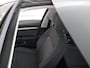 Volkswagen Golf 1.5 eHybrid Life Edition 204 pk Automaat (DSG) | Verlengde garantie | Navigatie via App | Panoramadak | Parkeersensoren (Park assist) | Achteruitrijcamera |