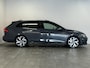 Volkswagen Golf Variant 1.5 eTSI R-Line | Trekhaak | Adaptive cruise | parkeersensoren V+A |