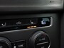 Volkswagen Golf 1.6 TDI Highline BlueMotion (NAVIGATIE,CLIMATE,CRUISE,STOELVERWARMING,PARKEERSENSOREN,LED VERLICHTING,TOPCONDITIE)