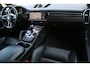 Porsche Cayenne 3.0 E-Hybrid PANO-DAK LUCHTVERNG NL-AUTO!