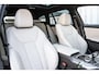 BMW 3-Serie Touring 330i xDrive High Executive M-Sport, trekhaak, panoramadak, head-up, laser, comfort acces