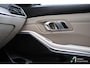 BMW 3-Serie Touring 330i xDrive High Executive M-Sport, trekhaak, panoramadak, head-up, laser, comfort acces