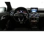 Mercedes-Benz A-klasse 200 AMG Line / A45 AMG Diffuser / Panamericana Grille / Panoramadak / Carbon interieurdelen / Stoelverwarming / LED High Performance / Cruise Control / 18'' LMV / Agility Control / PDC V+A