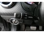 Mercedes-Benz A-klasse 200 AMG Line / A45 AMG Diffuser / Panamericana Grille / Panoramadak / Carbon interieurdelen / Stoelverwarming / LED High Performance / Cruise Control / 18'' LMV / Agility Control / PDC V+A