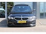 BMW 3-Serie Touring 330e xDrive Business Edition Plus PANO-DAK!
