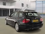 BMW 3-Serie Touring 320i Business Line