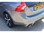 Volvo V60 2.0 T4 Business Sport R-Design | NAP | 190 PK | Pano | Camera | Leder | Clima | Stoelverwarming | Trekhaak |