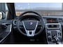 Volvo V60 2.0 T4 Business Sport R-Design | NAP | 190 PK | Pano | Camera | Leder | Clima | Stoelverwarming | Trekhaak |