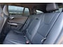 Volvo V60 2.0 T4 Business Sport R-Design | NAP | 190 PK | Pano | Camera | Leder | Clima | Stoelverwarming | Trekhaak |