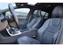 Volvo V60 2.0 T4 Business Sport R-Design | NAP | 190 PK | Pano | Camera | Leder | Clima | Stoelverwarming | Trekhaak |
