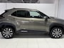 Toyota Yaris Cross 1.5 Hybrid Dynamic | All season banden | Stoelverwarming | Voorruitverwarming | Stuurwielverwarming |
