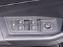 Volkswagen T-Roc 1.5 TSI R-Line Automaat - Clima - Stoelverwarming - Camera - Apple Carplay/Android Auto
