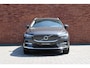 Volvo XC60 2.0 T6 Plug-in hybrid AWD Plus Bright | Luchtvering | Verwarmde voorstoelen & Stuurwiel | Adaptieve Cruise Control | BLIS Dodehoekdetectie | Trekhaak semi elektrisch inklapbaar