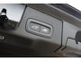 Volvo XC60 2.0 T6 Plug-in hybrid AWD Plus Bright | Luchtvering | Verwarmde voorstoelen & Stuurwiel | Adaptieve Cruise Control | BLIS Dodehoekdetectie | Trekhaak semi elektrisch inklapbaar