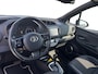 Toyota Yaris 1.5 Hybrid Bi-Tone |Automaat|climate controle| dakspoiler| extra getint glas| 12 maanden Bovag Garantie|
