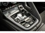 Jaguar F-Type 2.0T P300 R-Dynamic | LED | Panoramadak | Meridian Sound | PDC met Camera | Zeer Mooi! |