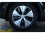 Volvo XC40 T2 Momentum | Automaat | Navigatie | Parkeercamera | Parkeersensoren voor en achter | Apple Carplay | Android Auto | Climate Control | Cruise Control
