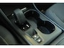 Volvo XC40 T2 Momentum | Automaat | Navigatie | Parkeercamera | Parkeersensoren voor en achter | Apple Carplay | Android Auto | Climate Control | Cruise Control