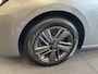 Peugeot 308 SW 1.2 PureTech 130 PK SW S&S Allure Pack Climate Control Navigatiesysteem Parkeersensoren 16" lichtmetalen velgen Elektrisch inklapbare buitenspiegels