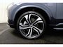 Volvo XC90 T8 Plug-in hybrid AWD Ultra Dark | Luchtvering | Trekhaak | SoH 96% | Harman/Kardon | Stoelventilatie | Massage | Harman/Kardon | 360 Camera | 22 Inch Wielen