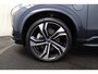Volvo XC90 T8 Plug-in hybrid AWD Ultra Dark | Luchtvering | Trekhaak | Harman/Kardon | Stoelventilatie | Massage | Harman/Kardon | 360 Camera | 22 Inch Wielen