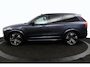 Volvo XC90 T8 Plug-in hybrid AWD Ultra Dark | Luchtvering | Trekhaak | SoH 96% | Harman/Kardon | Stoelventilatie | Massage | Harman/Kardon | 360 Camera | 22 Inch Wielen