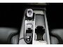 Volvo XC90 T8 Plug-in hybrid AWD Ultra Dark | Luchtvering | Trekhaak | SoH 96% | Harman/Kardon | Stoelventilatie | Massage | Harman/Kardon | 360 Camera | 22 Inch Wielen