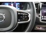 Volvo XC90 T8 Plug-in hybrid AWD Ultra Dark | Luchtvering | Trekhaak | Harman/Kardon | Stoelventilatie | Massage | Harman/Kardon | 360 Camera | 22 Inch Wielen