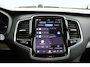 Volvo XC90 T8 Plug-in hybrid AWD Ultra Dark | Luchtvering | Trekhaak | SoH 96% | Harman/Kardon | Stoelventilatie | Massage | Harman/Kardon | 360 Camera | 22 Inch Wielen