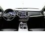Volvo XC90 T8 Plug-in hybrid AWD Ultra Dark | Luchtvering | Trekhaak | SoH 96% | Harman/Kardon | Stoelventilatie | Massage | Harman/Kardon | 360 Camera | 22 Inch Wielen