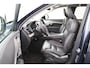 Volvo XC90 T8 Plug-in hybrid AWD Ultra Dark | Luchtvering | Trekhaak | Harman/Kardon | Stoelventilatie | Massage | Harman/Kardon | 360 Camera | 22 Inch Wielen