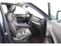 Volvo XC90 T8 Plug-in hybrid AWD Ultra Dark | Luchtvering | Trekhaak | Harman/Kardon | Stoelventilatie | Massage | Harman/Kardon | 360 Camera | 22 Inch Wielen