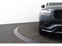 Volvo XC90 T8 Plug-in hybrid AWD Ultra Dark | Luchtvering | Trekhaak | Harman/Kardon | Stoelventilatie | Massage | Harman/Kardon | 360 Camera | 22 Inch Wielen