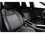 Jeep Avenger Summit 54 kWh 18"Lichtmetaal | Adaptive Cruise | Climate Controle | Keyless Start | Carplay | LED | Digitaal Dashboard | Achteruitrijcamera | Airco (automatisch) | Apple Carplay/Android Auto|telefoonintegratie premium