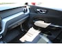 Volvo XC60 2.0 Recharge T6 AWD Inscription | Incl. 12 maanden Garantie | Panorama dak | Elektrisch wegklapbare trekhaak | Stoel/stuurverwarming | Achterbank verwarming | Climate controle | Achteruitrijcamera | Elektrische kofferbakklep | Navigatie | Apple CarPlay/Android Auto | Schuif/kantel dak | Virtual cockpit | Dodehoek detectie |